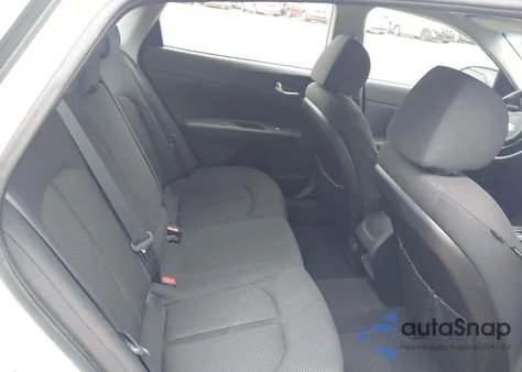 2016 Kia Optima Lx z USA, uszkodzony, nr VIN 5XXGT4L31GG038350